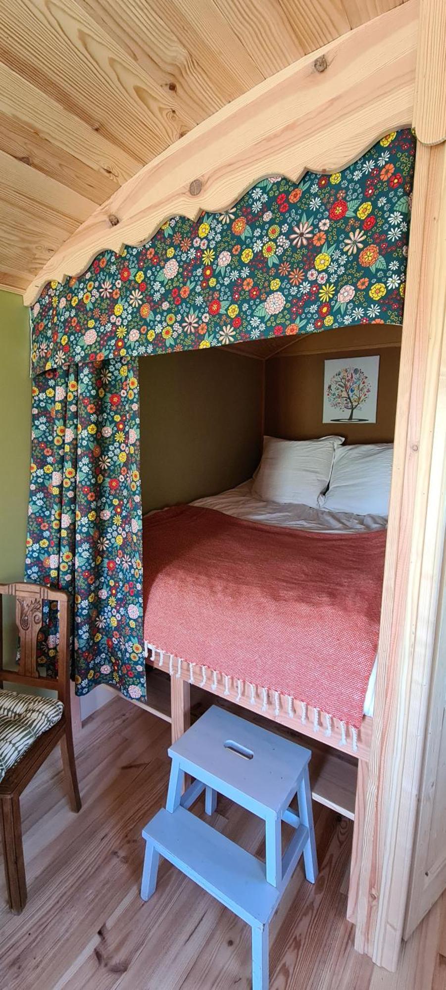 Villa Roulotte A La Ferme Buissonniere à La Lande-de-Louge Extérieur photo
