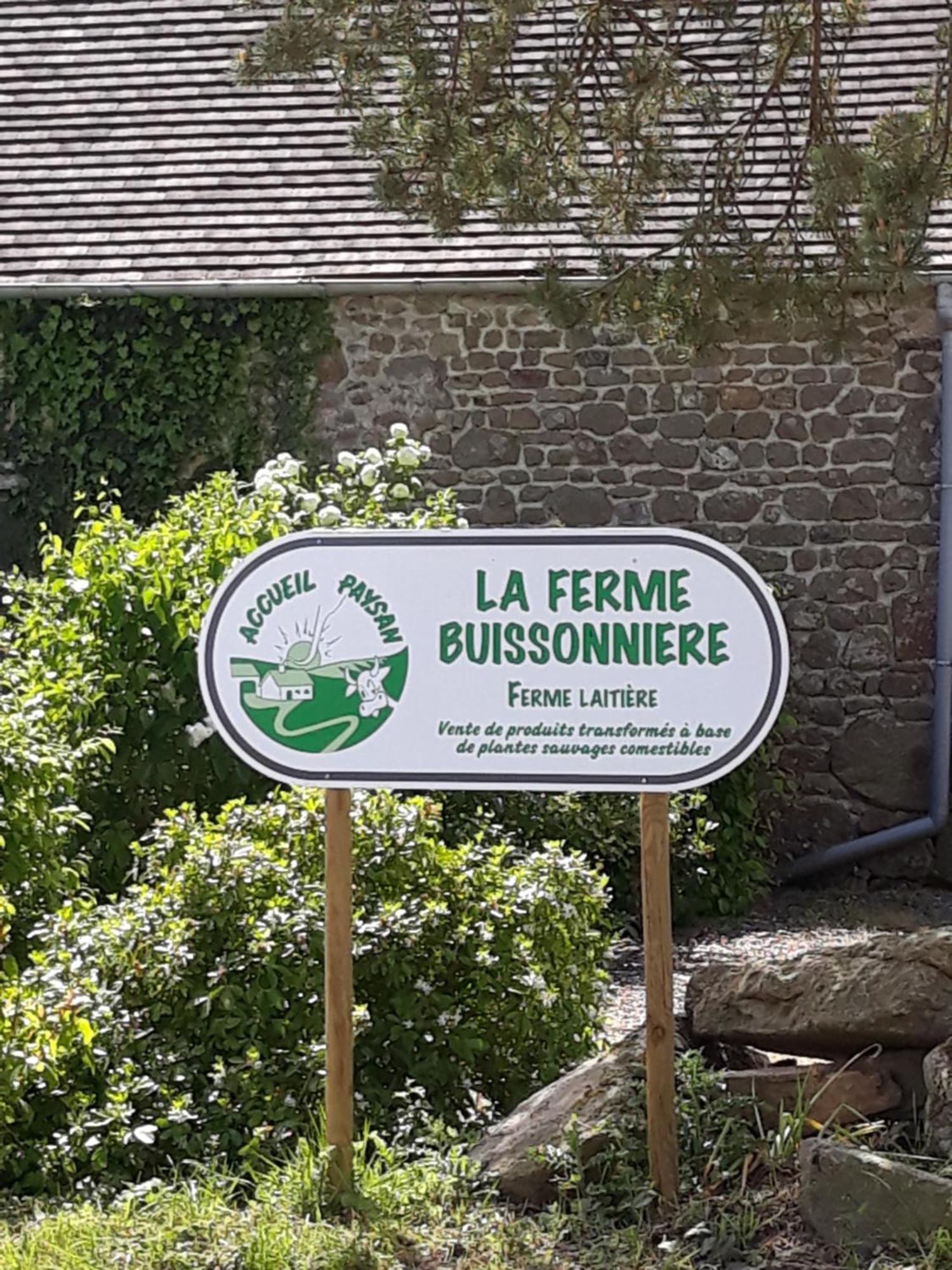 Villa Roulotte A La Ferme Buissonniere à La Lande-de-Louge Extérieur photo